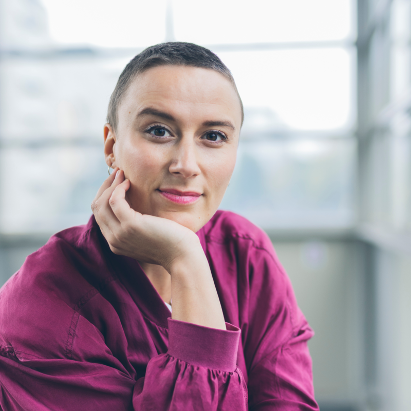 Foto von Ärzt*in und Autor*in Sabina Schwachenwalde | © Paula Winkler