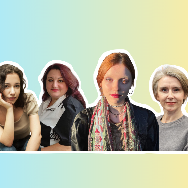 Collage von vier ukrainischen Frauen vor gelb-blauem Hintergrund, die EDITION F über ihr Leben seit Kriegsausbruch berichtet haben. | © Fotos: privat | Collage: Marta Zamira Ahmedov 