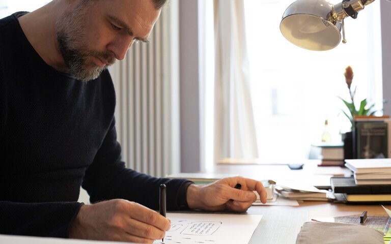 Robin Thiesmeyer alias Meta Bene im Interview | © Foto: Deborah Abeßer