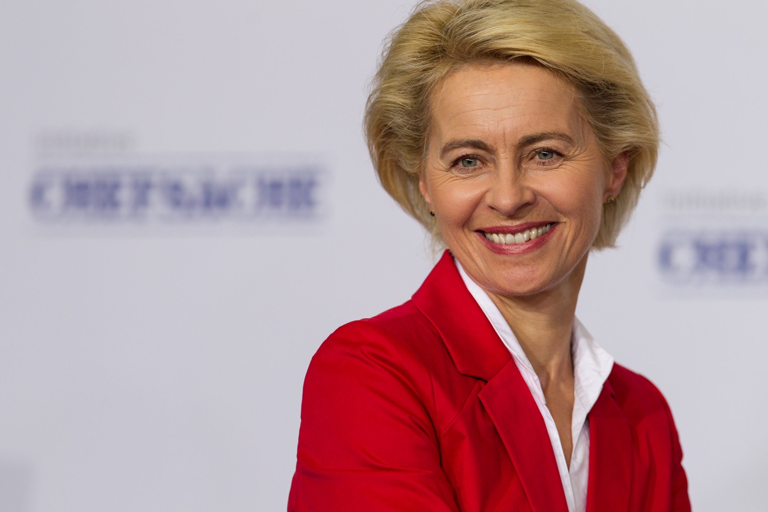 Ursula Von Der Leyen Wird Die Erste Kommissionspräsidentin Der Eu Ein