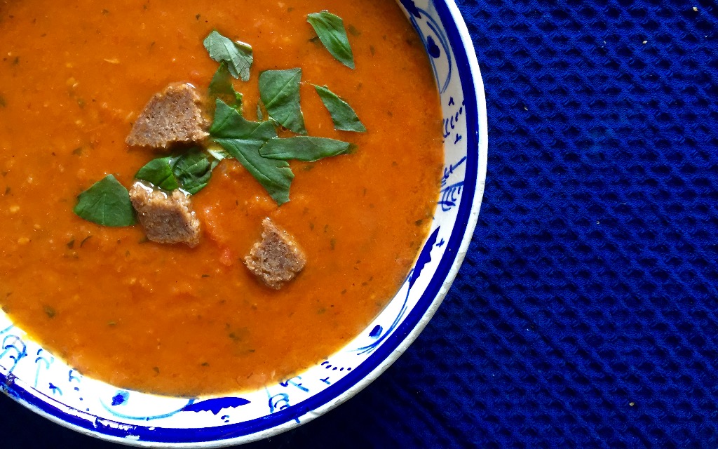 What&amp;#39;s cooking, Lisa? – Die wohl aromatischste Tomaten-Basilikum-Suppe ...