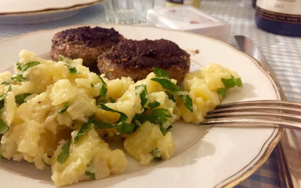 What&amp;#39;s cooking, Lisa? – Kartoffelsalat mit Fleischküchle - EDITION F