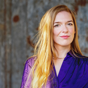 Journalistin und Autorin Anne Dittmann